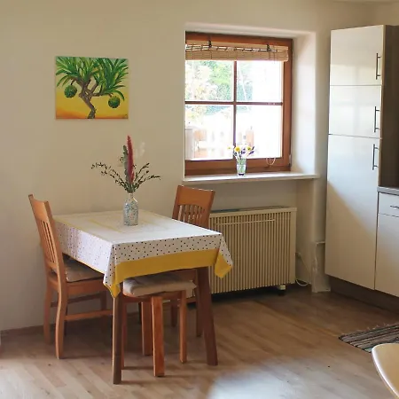 Ferienwohnung Am Nussgarterl * Bad Endorf
